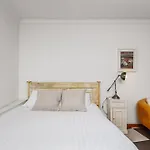 Pateo Santo Estevao-self Catering * Lisboa