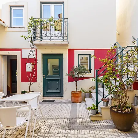 帕特奥斯昂托艾斯特瓦-自助式公寓酒店 *