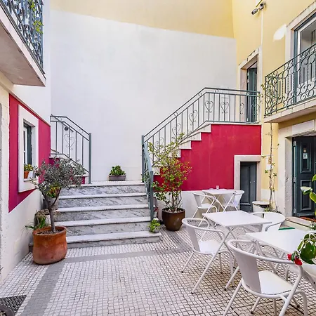 Pateo Santo Estevao-self Catering Lisboa